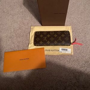 NWOT LOUIS VUITTON CLEMENCE WALLET